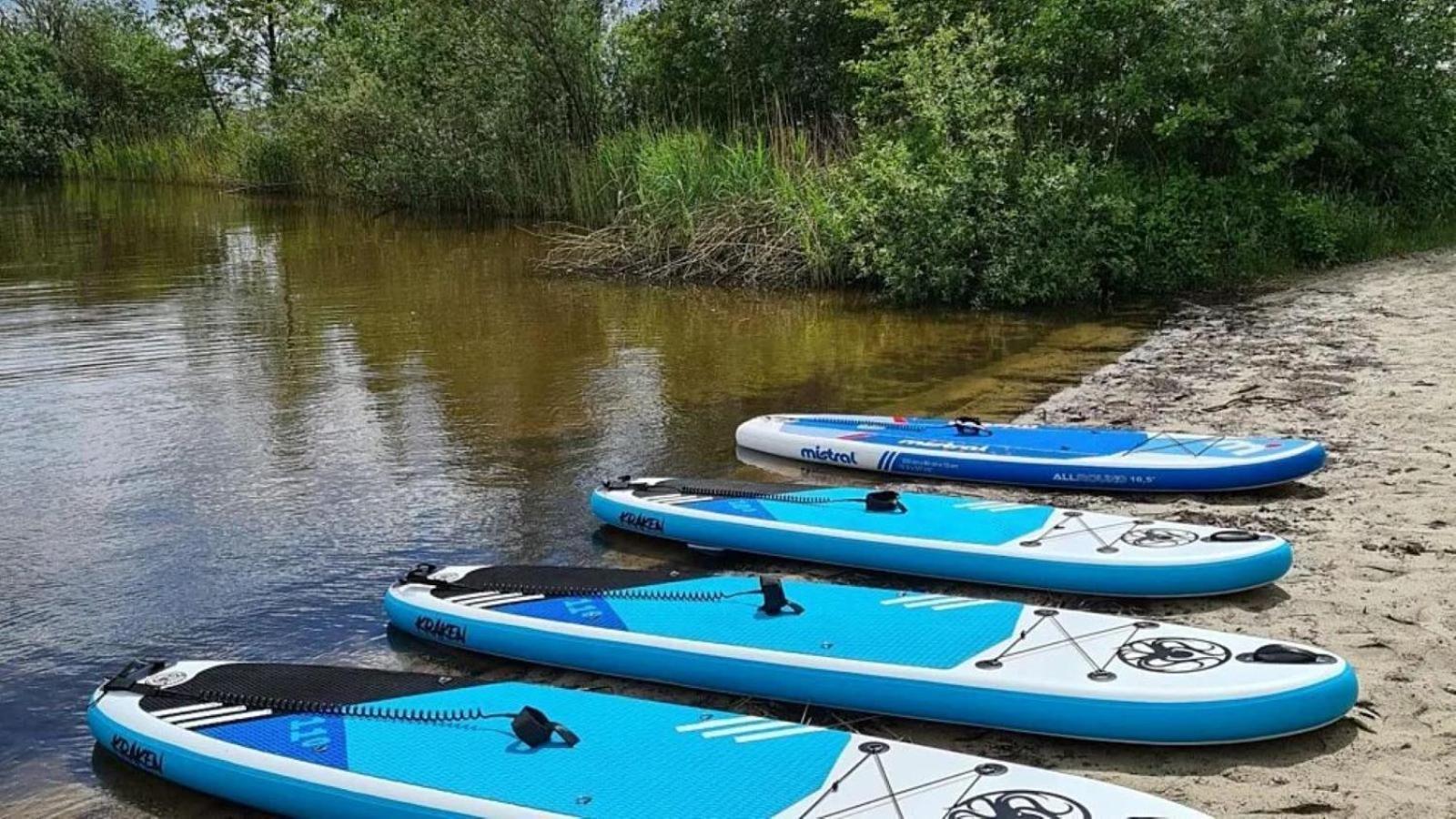 Kajuit423 6Pers 5Sterren Vakantiepark Bergumermeer Aan Het Water In Friesland Met Zwembad Villa Suameer Bagian luar foto